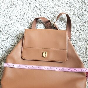 Tommy Hilfiger Camilla II Flap Backpack